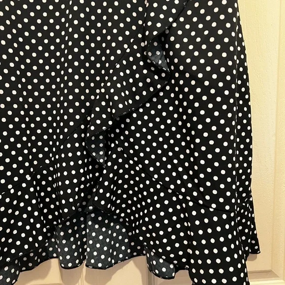 Boohoo Dress - Picture 5 of 9